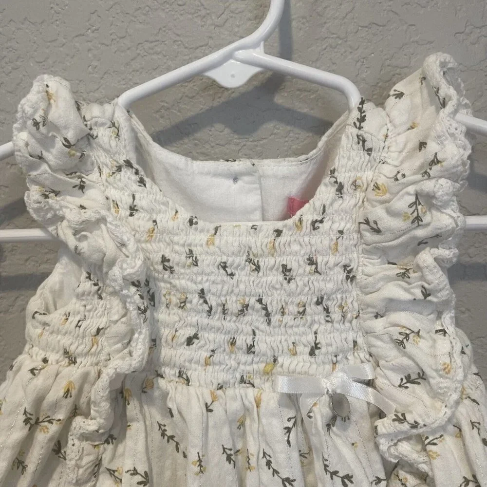 Isaac Mizrahi dress toddler girl 12m Smocked Yellow Flowers Floral Summer